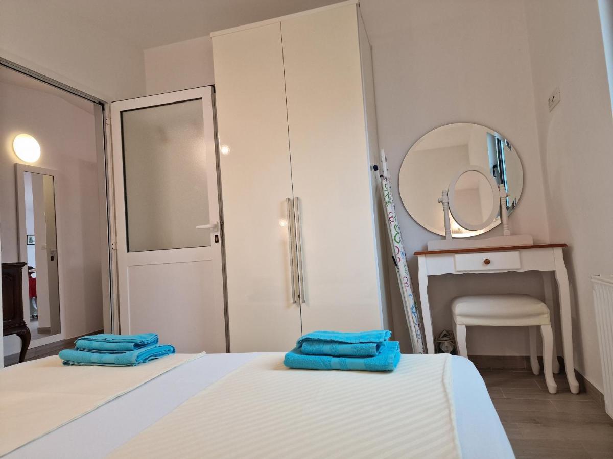 Keser Apartments โรวีน ภายนอก รูปภาพ